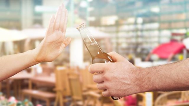 看護師の付き合い飲み会は苦痛なので行かなくてOK【断り方も説明】